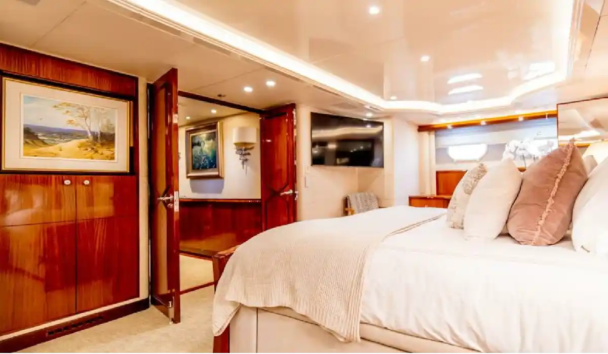 Hatteras - Summertime II - Luxury Yacht Rentals Near me - Used Luxury Yachts Near me - Exclusive Concierge Club.webp